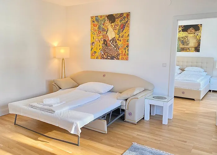 Steiner Residences Nestroyplatz *