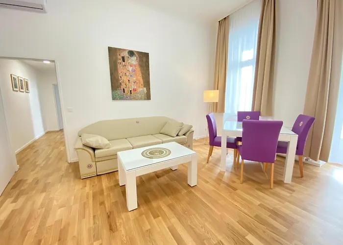 公寓 Steiner Residences Nestroyplatz
