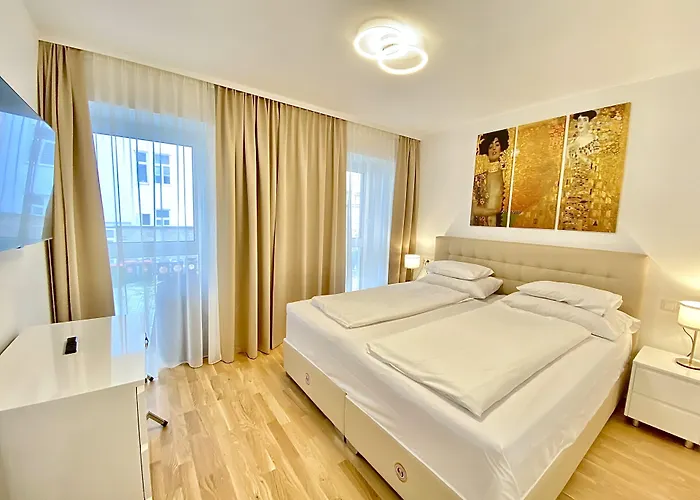 Steiner Residences Nestroyplatz 公寓