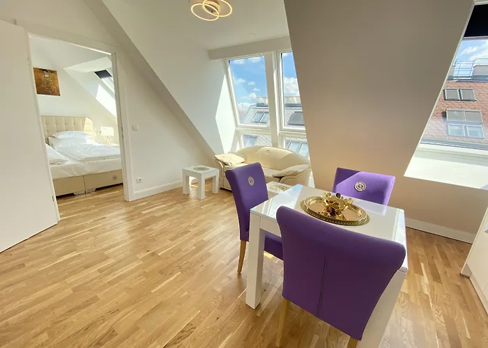 Steiner Residences Nestroyplatz *