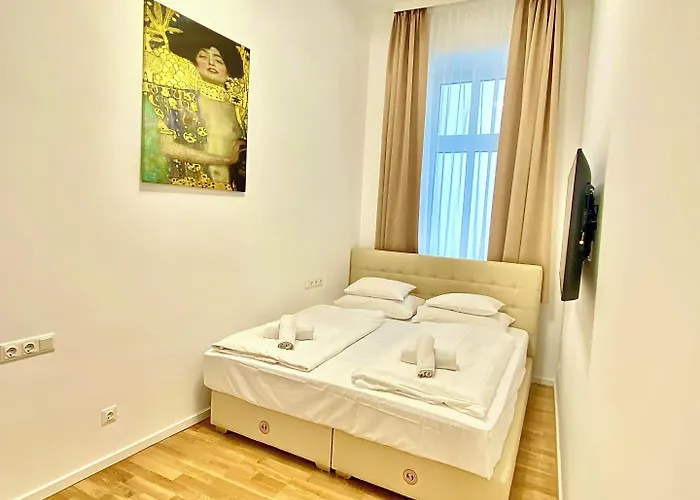 Steiner Residences Nestroyplatz *
